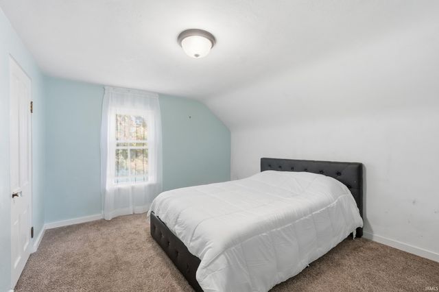 218 Clingerman Avenue, Churubusco, IN 46723