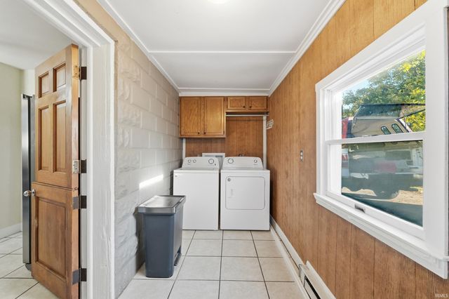 218 Clingerman Avenue, Churubusco, IN 46723