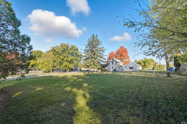 218 Clingerman Avenue, Churubusco, IN 46723