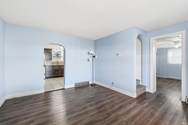 218 Clingerman Avenue, Churubusco, IN 46723