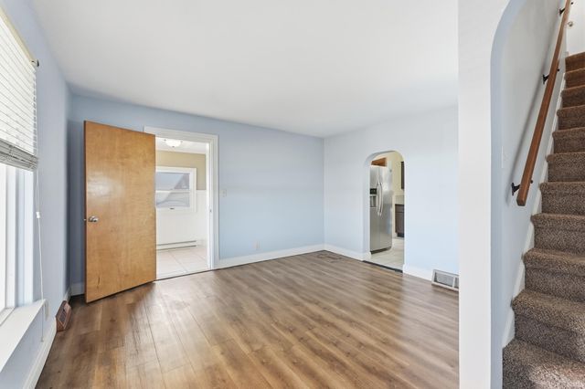 218 Clingerman Avenue, Churubusco, IN 46723