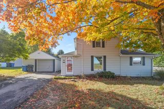 218 Clingerman Avenue, Churubusco, IN 46723