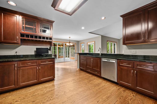 730 Llewellyn Avenue, Highland Park, IL 60035