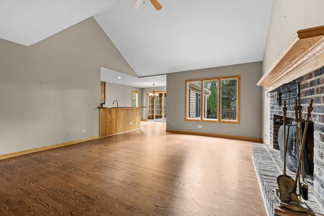 730 Llewellyn Avenue, Highland Park, IL 60035