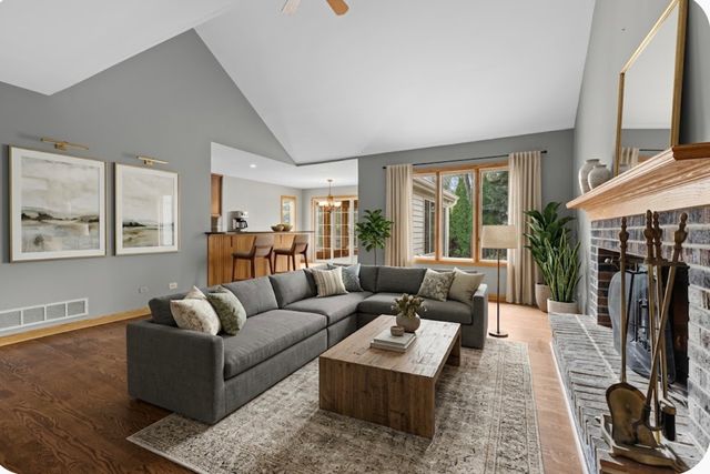 730 Llewellyn Avenue, Highland Park, IL 60035