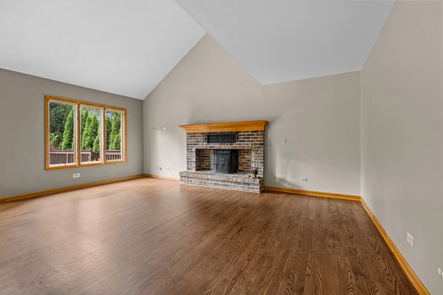 730 Llewellyn Avenue, Highland Park, IL 60035