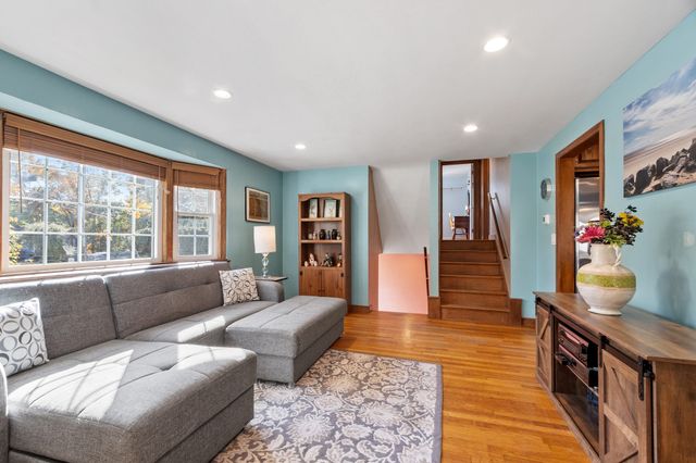 12 Prior Dr., Framingham, MA 01701
