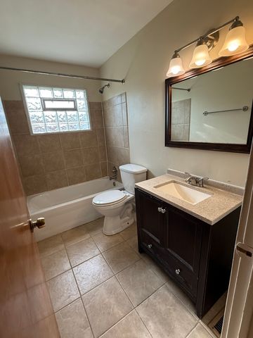 1374 Forest Place, Calumet City, IL 60409