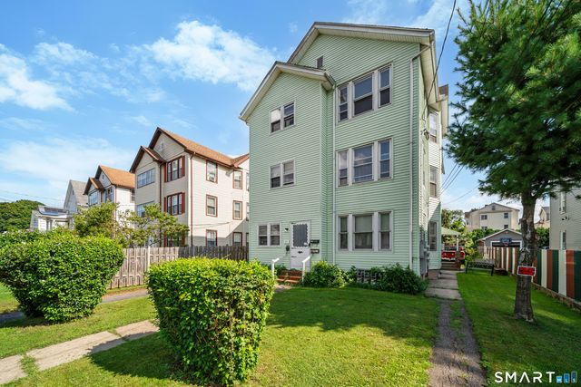 23 Thorniley Street, New Britain, CT 06051