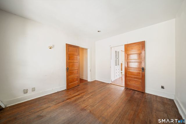 23 Thorniley Street, New Britain, CT 06051