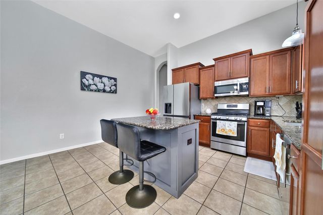 506 Glenwood Ridge Drive, Spring, TX 77386