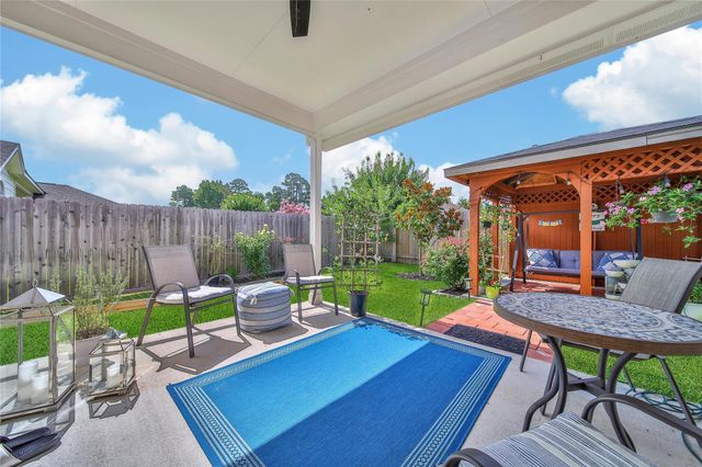 506 Glenwood Ridge Drive, Spring, TX 77386