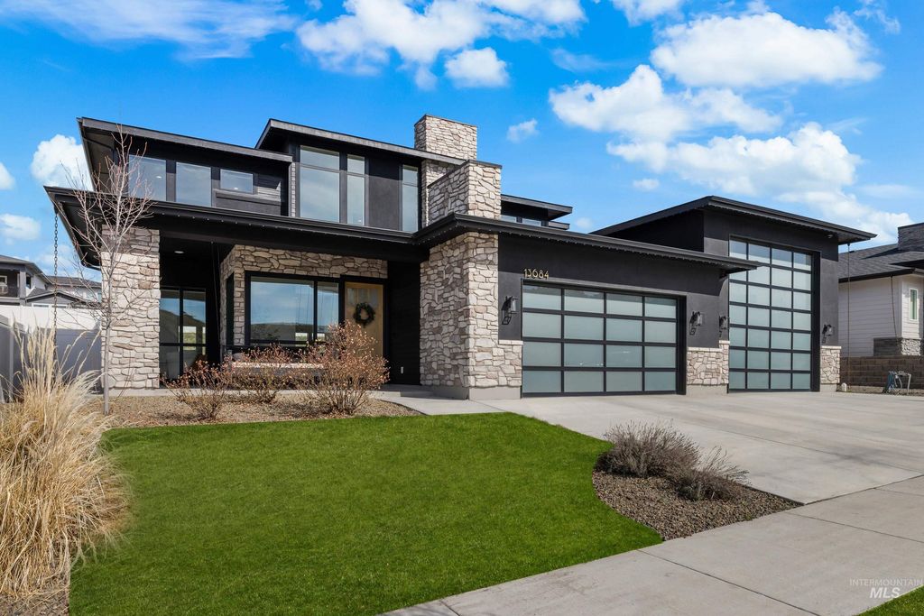 13684 N Sage Grouse Place, Boise, ID 83714