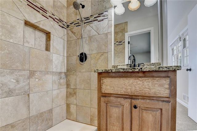 478 Dorsey SW Circle, Lilburn, GA 30047