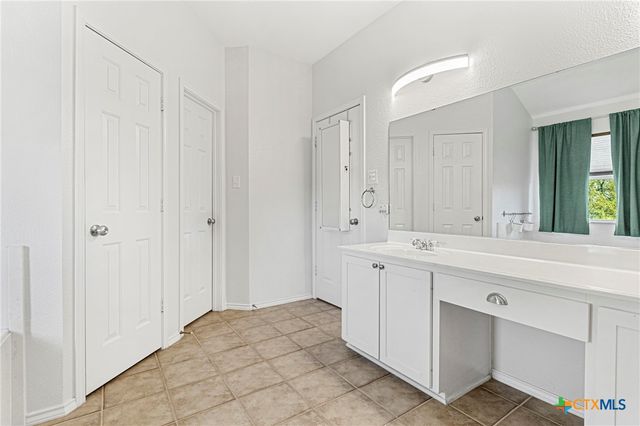 202 W Iowa Drive, Harker Heights, TX 76548
