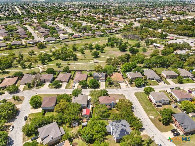 202 W Iowa Drive, Harker Heights, TX 76548