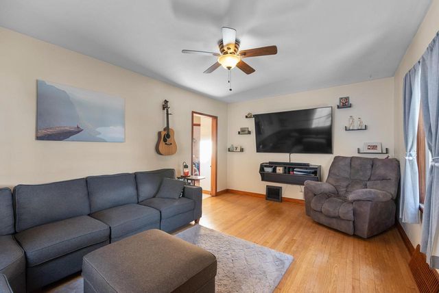 4023 S 1st STREET, Milwaukee, WI 53207