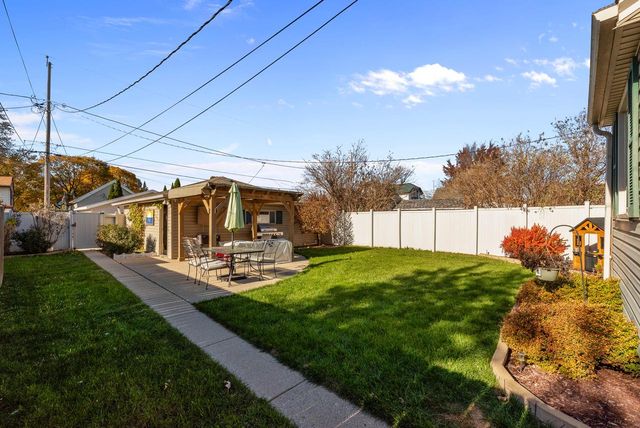 4023 S 1st STREET, Milwaukee, WI 53207