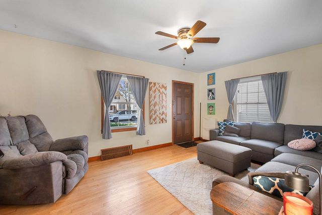 4023 S 1st STREET, Milwaukee, WI 53207