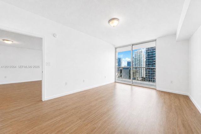 1200 Brickell Bay Dr 3122, Miami, FL 33131