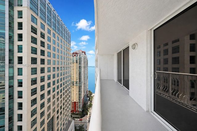 1200 Brickell Bay Dr 3122, Miami, FL 33131