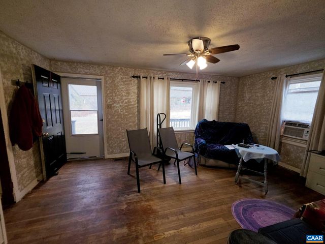 313 PIEDMONT AVE, Mineral, VA 23117