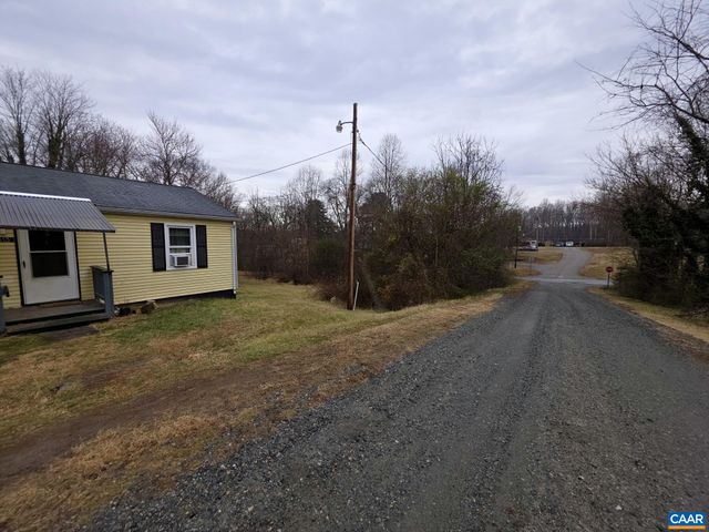 313 PIEDMONT AVE, Mineral, VA 23117