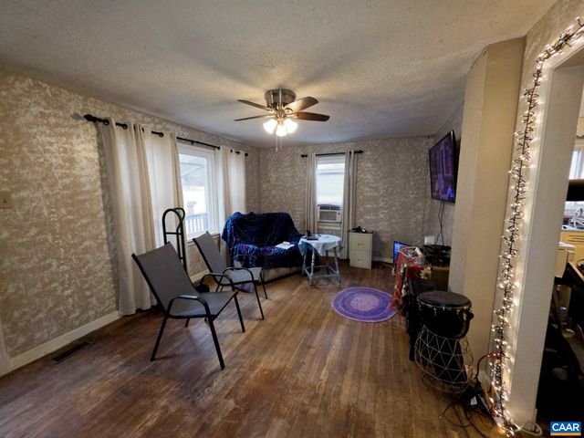 313 PIEDMONT AVE, Mineral, VA 23117