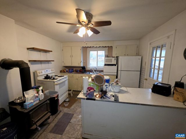 313 PIEDMONT AVE, Mineral, VA 23117