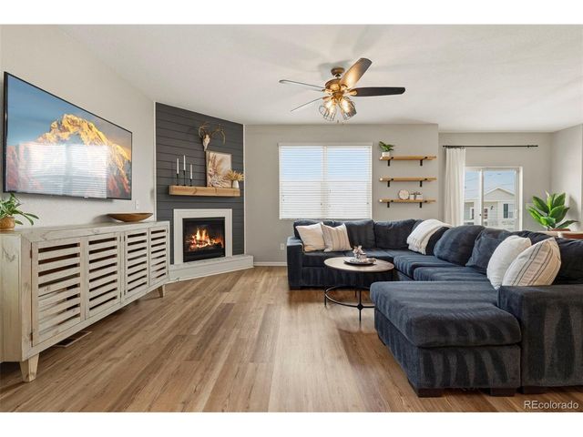 5918 Point Rider Cir, Castle Rock, CO 80104
