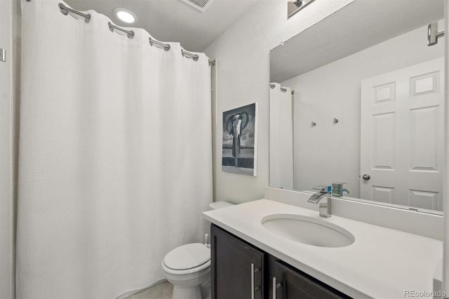 965 N Waterloo Court, Aurora, CO 80018