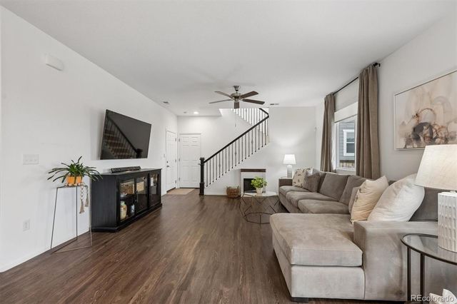 965 N Waterloo Court, Aurora, CO 80018