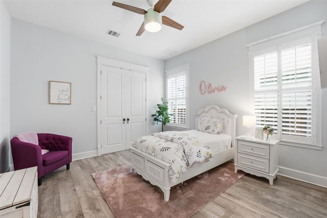 10 Mariner Pass, Galveston, TX 77554