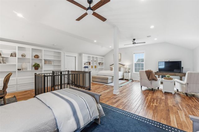 10 Mariner Pass, Galveston, TX 77554