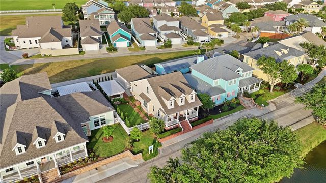 10 Mariner Pass, Galveston, TX 77554