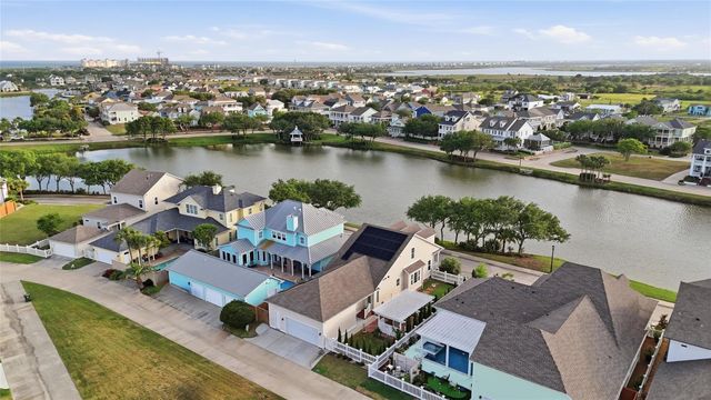 10 Mariner Pass, Galveston, TX 77554