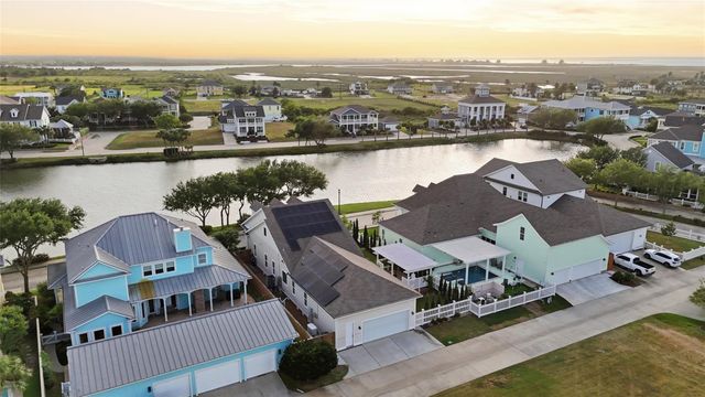 10 Mariner Pass, Galveston, TX 77554