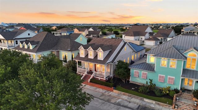 10 Mariner Pass, Galveston, TX 77554