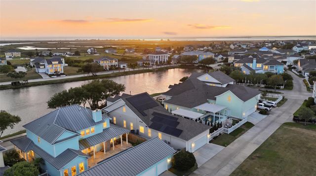 10 Mariner Pass, Galveston, TX 77554