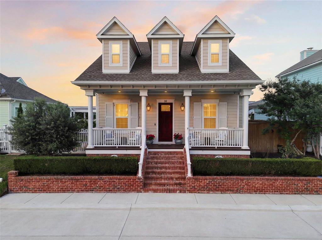 10 Mariner Pass, Galveston, TX 77554
