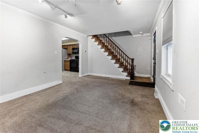 1604 Newport Avenue, Northampton Boro, PA 18067