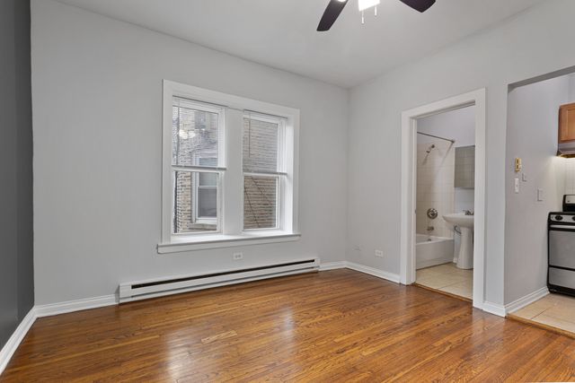 1456 W fargo Avenue 101, Chicago, IL 60626