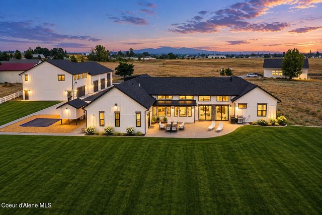 3708 N Carolwood Ct, Post Falls, ID 83854