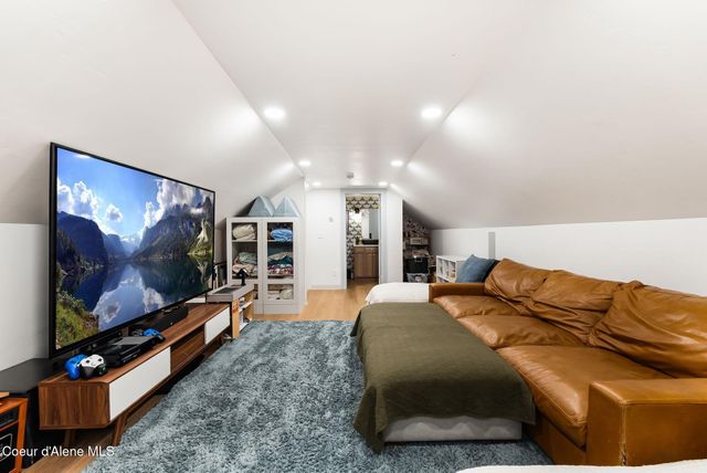 3708 N Carolwood Ct, Post Falls, ID 83854