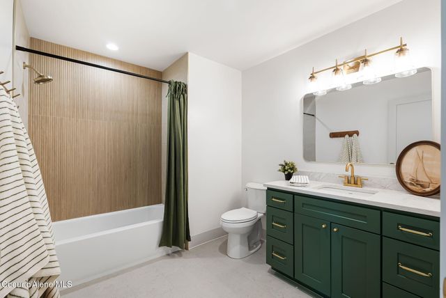 3708 N Carolwood Ct, Post Falls, ID 83854