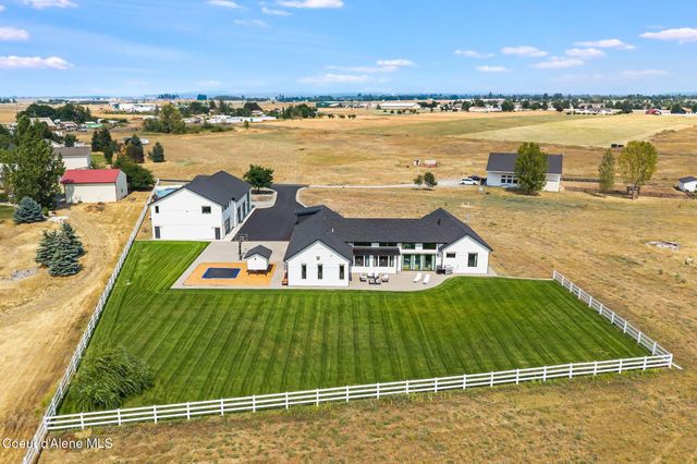 3708 N Carolwood Ct, Post Falls, ID 83854