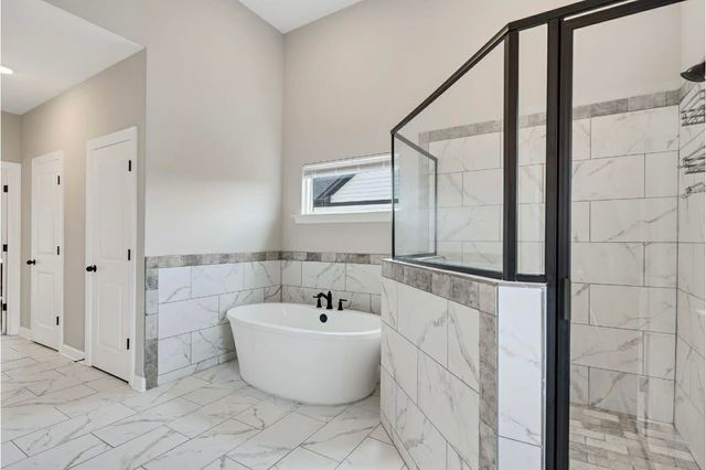 100 JAMES CV, Oakland, TN 38060