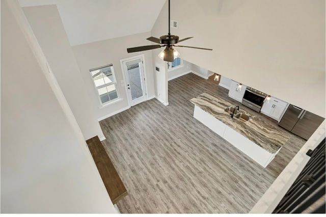 100 JAMES CV, Oakland, TN 38060