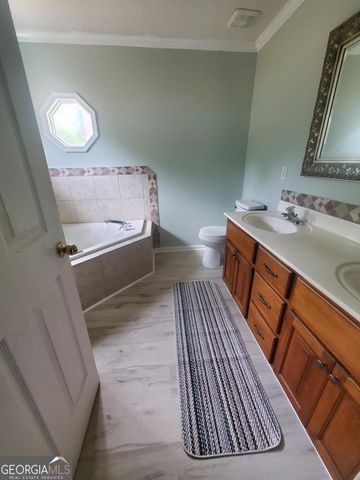 110 Caravelle Court, Byron, GA 31008