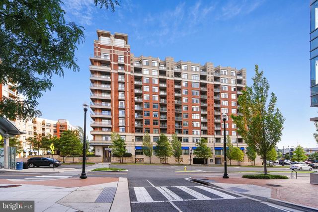 3600 S GLEBE RD #613W, Arlington, VA 22202